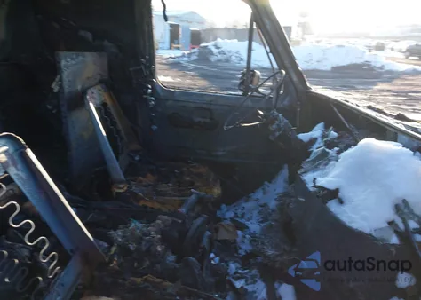 1988 Ford Econoline E150 Super Duty Van из США, поврежденный, VIN 1FTES14N7JHB26113